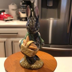 Royal Albert, Little Black rabbit, Beatrice potter series 1989, Like new